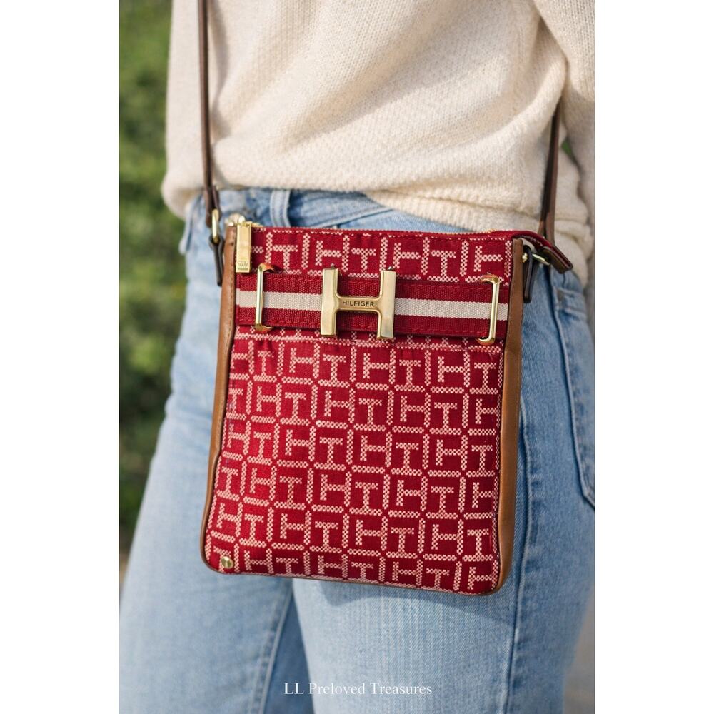 Tommy Hilfiger monogram Jacquard Crossbody Bag Red & Cream Gold Hardware